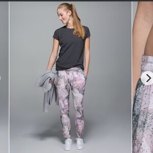 Lululemon Namaskar pant II in Sugar Crash Multi size 2